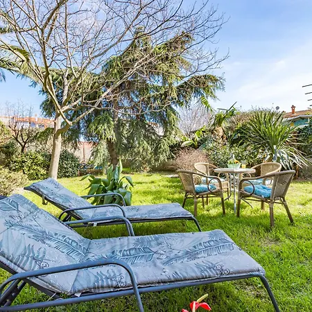 Apartment Roza, Pula, Near Center *